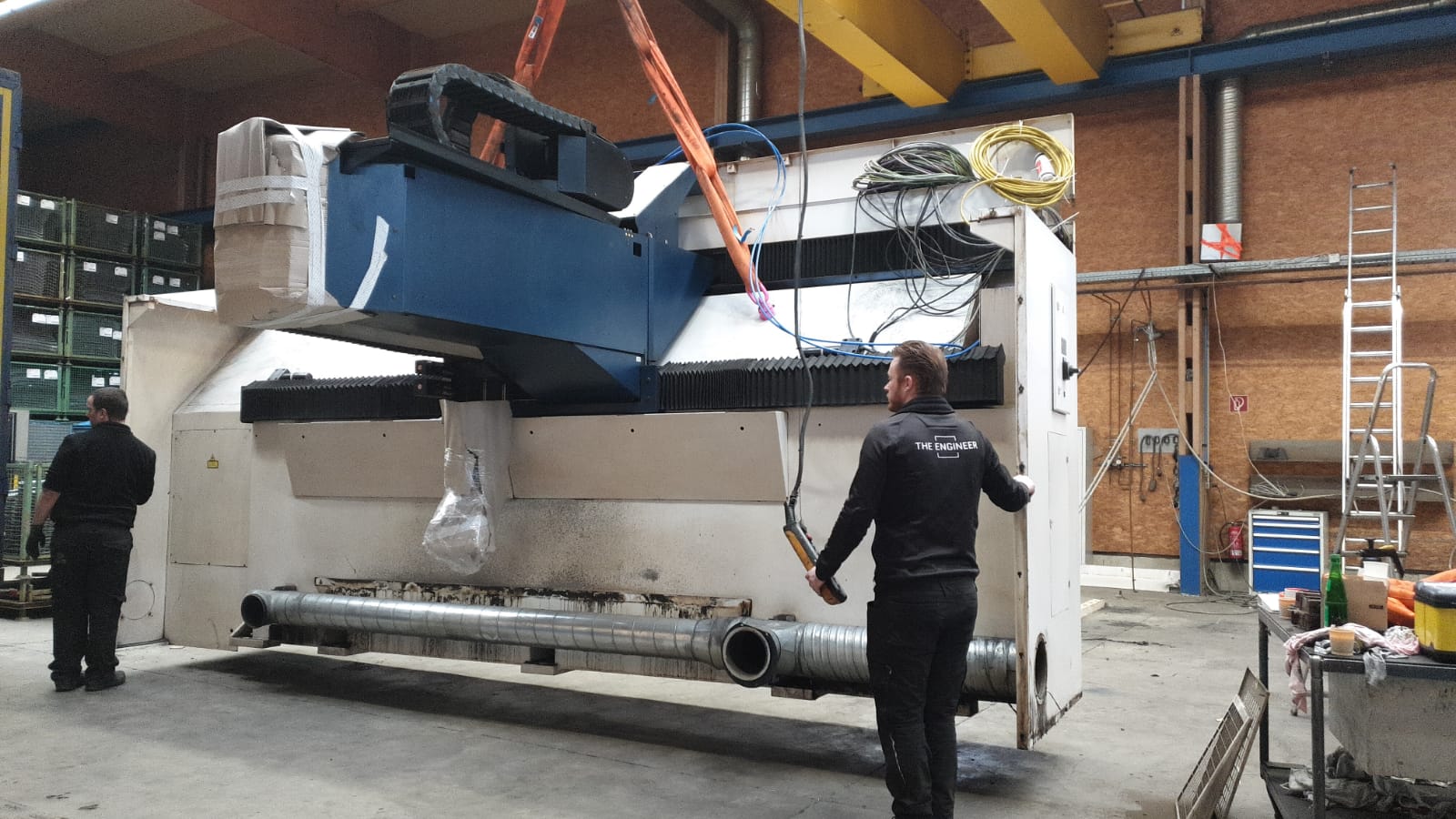 Service engineer van The engineer. Expert laser techniek